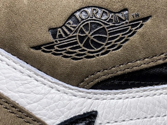 Bmlin Travis Jordan Air Retro x High 1 - 'Mocha' Scott CD4487 100 OG 0803